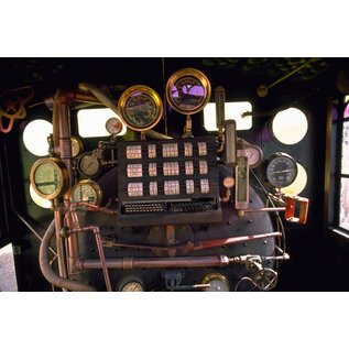 ELB-121 Jules Verne Train "Train Time Machine"