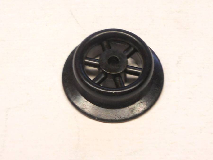 thumbnail image 2 of Lionel O Gauge Red Spoke Wheels & Axle Set – Metal, C-10 Mint For Lead/Trailing Trucks 2 of 4