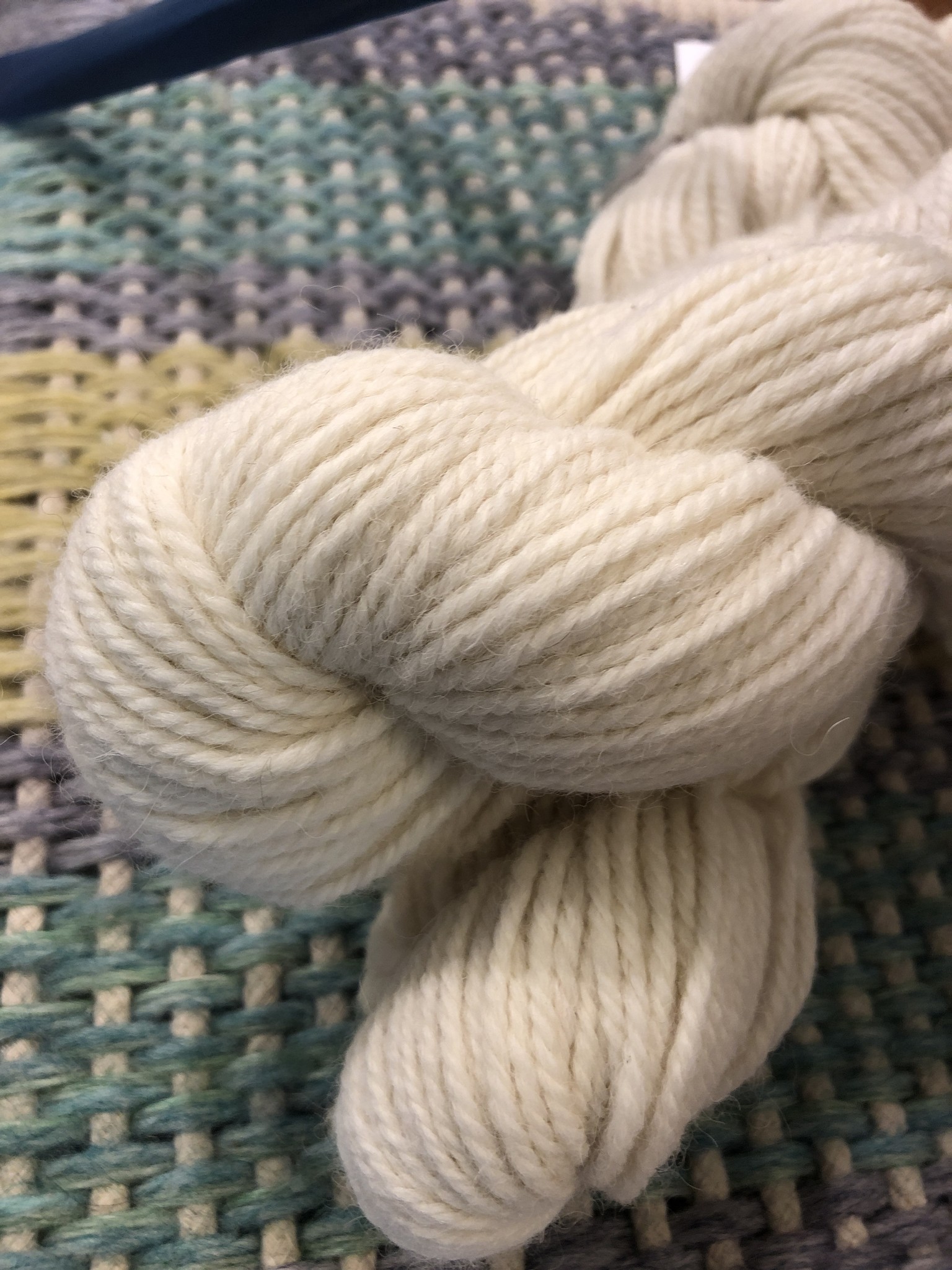 Gift Worsted 3 Ply 180 Yds 3.1 Oz