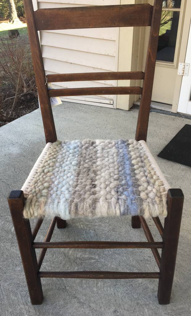 Chair with hand woven alapca seat RLC81