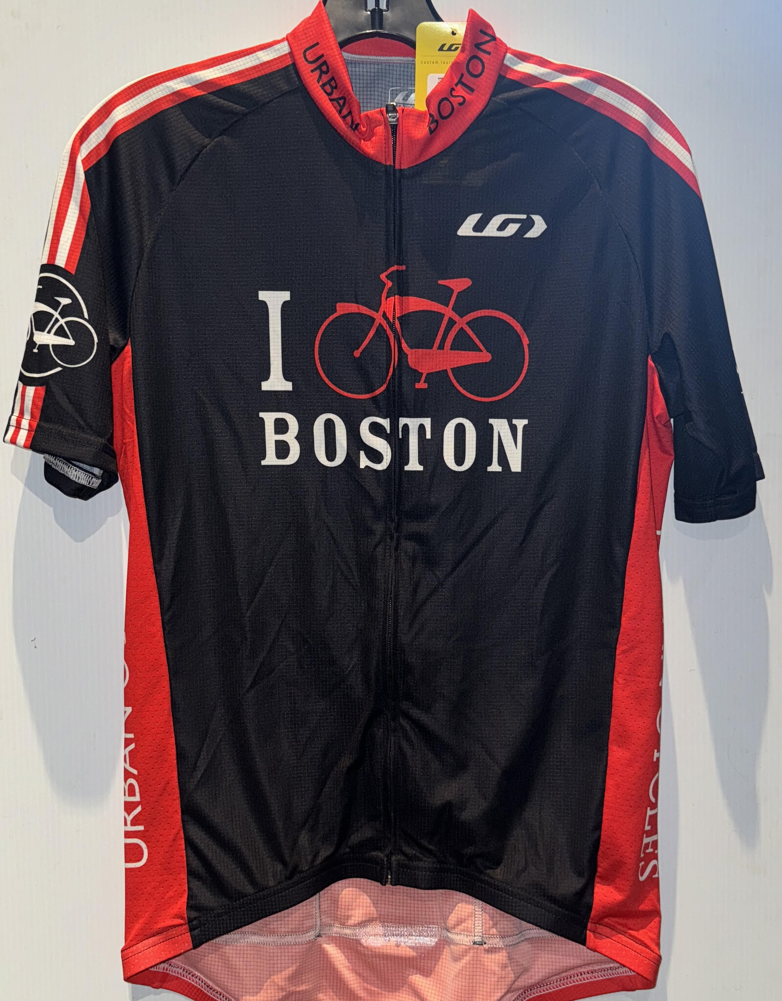 Louis Garneau  Bike gear, Urban bike, Bicycle