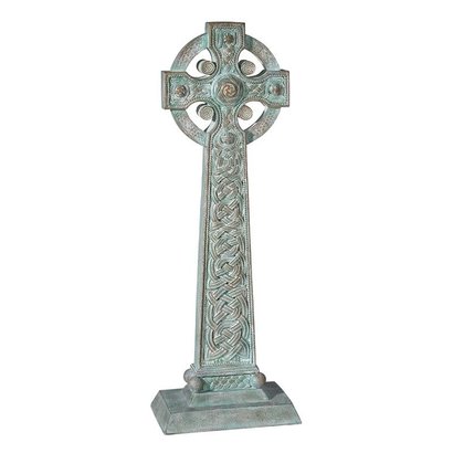 Celtic Cross Statue