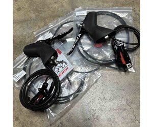 パーツ SRAM apex1 x 11 HYDRO disc brake shift SRAM Apex 1x11 Brakeset w/Brake/11spd Shift Levers PAIR
