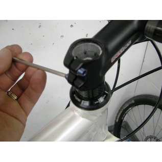 Install stem w/ detachable face