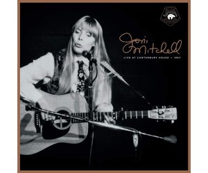 joni-mitchell-live-at-