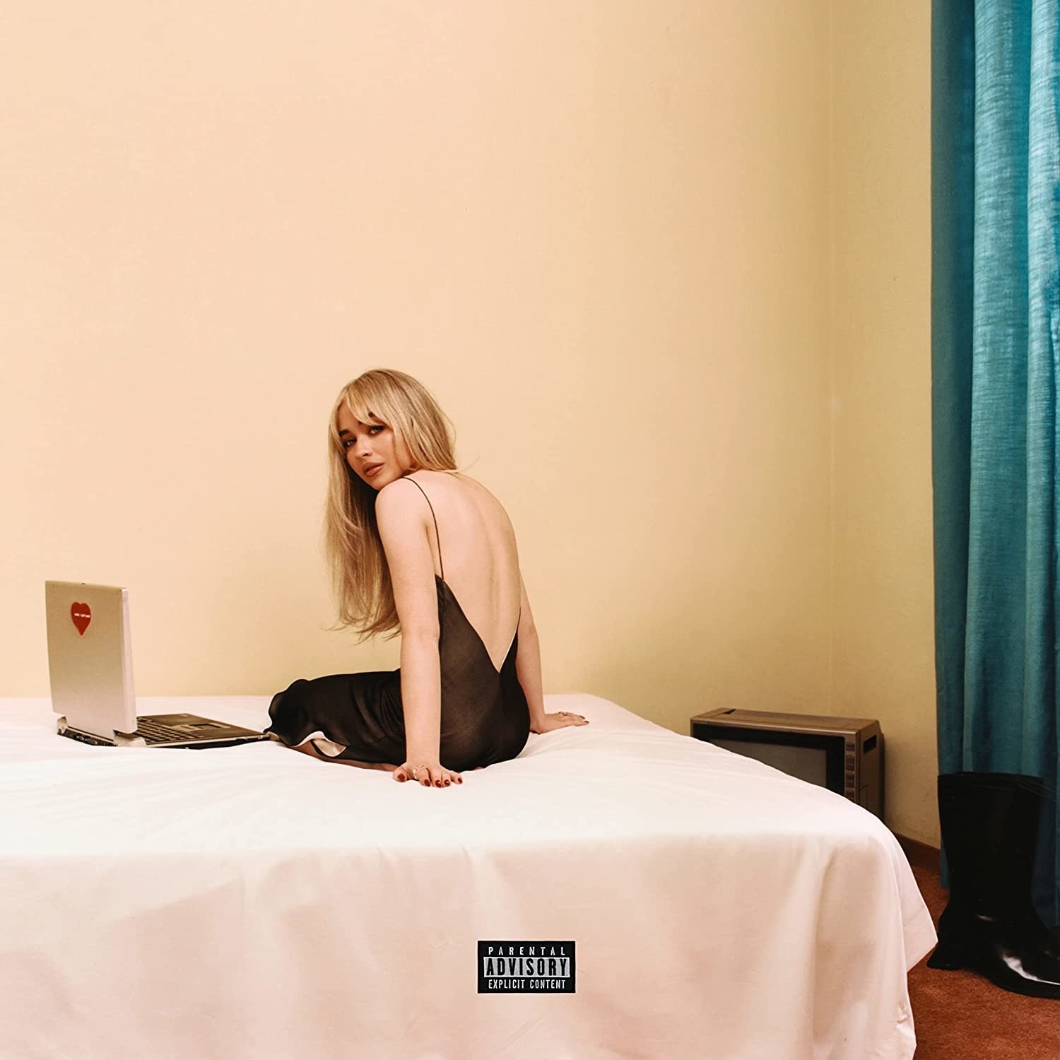 Sabrina Carpenter – Emails I Can’t Send
