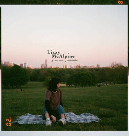 Lizzy McAlpine -Give Me A Minute (Pink)