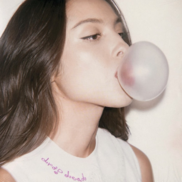 Olivia Rodrigo – Drop Dead (Chewing Gum Pink)