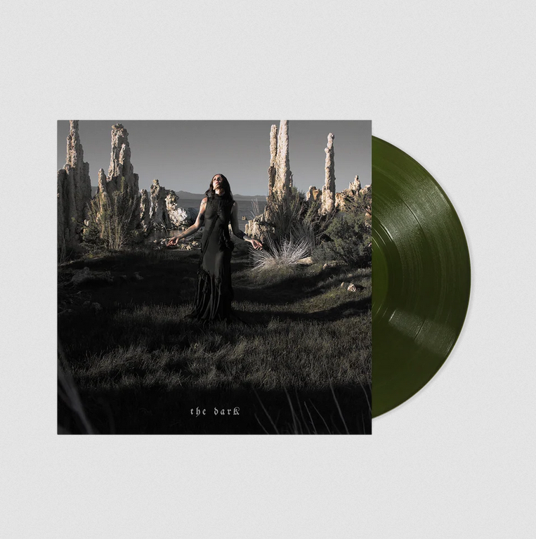 Chelsea Wolfe – The Dark (Grass Green)