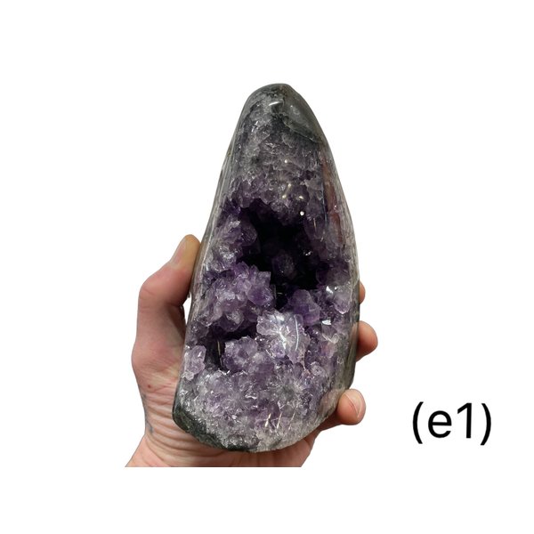 (e1) Amethyst -Standing Clusters/Cut Base (e1)