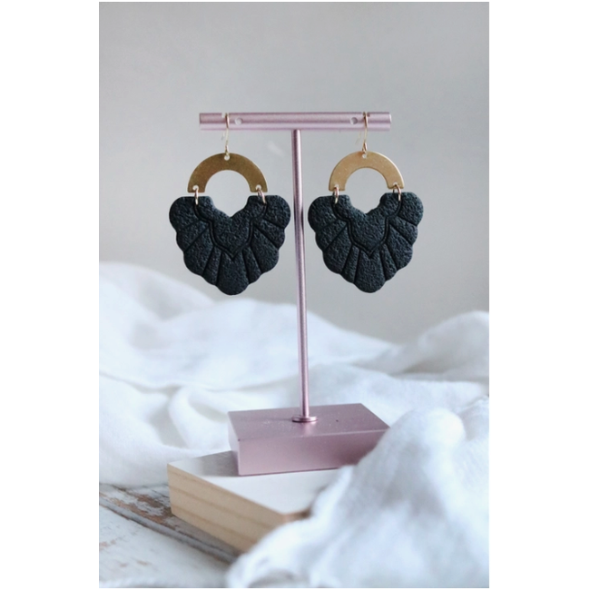Petal & Posy Crest Earrings in Onyx