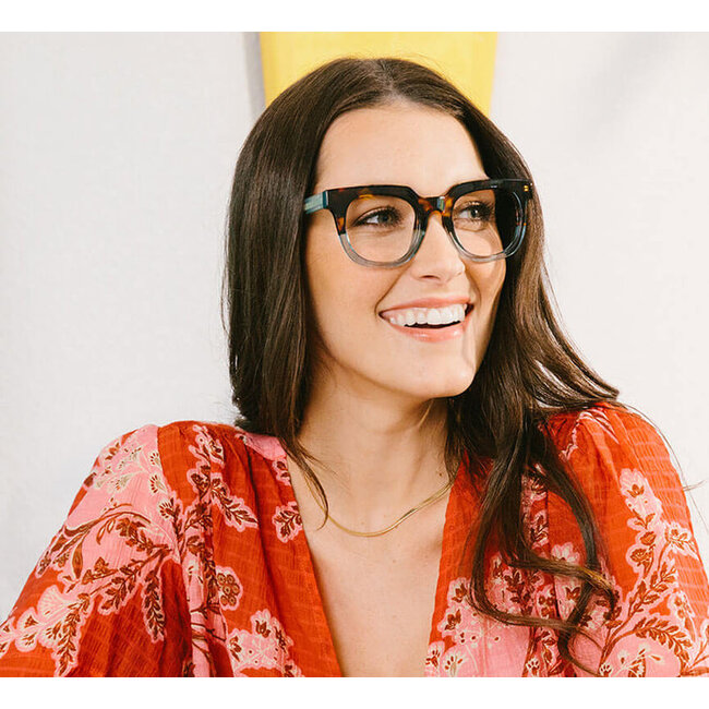 Peepers Readers - Showbiz