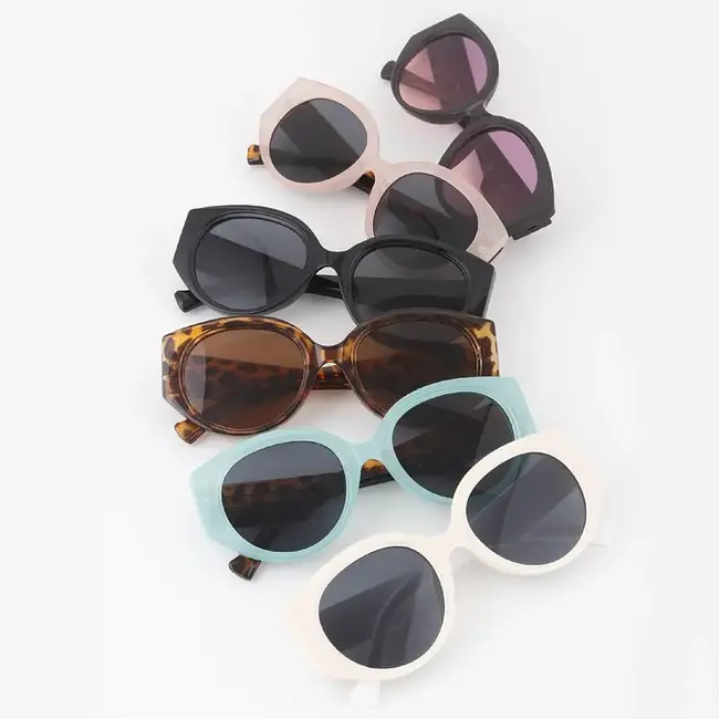 Mona - Round  Sunglasses