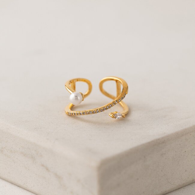 Lover’s Tempo Neptune Pearl Twist Ring - Gold