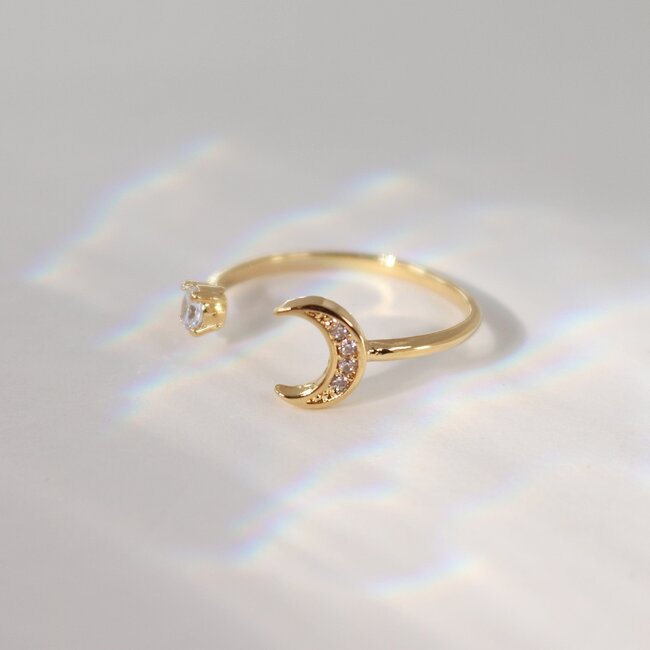 Lover’s Tempo Moonlit Ring Gold-Adjustable