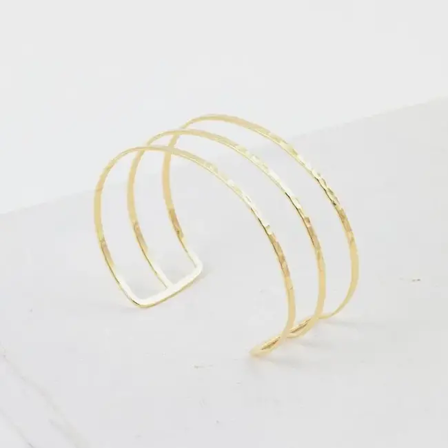 Lover’s Tempo Sayla Hammered Bangle