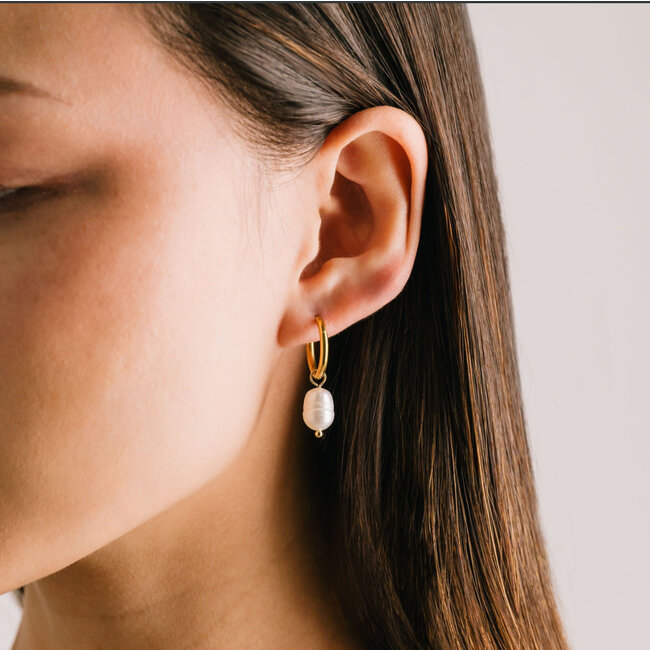 Lover’s Tempo Oceane Oblong Pearl-Hoops-Gold-Waterproof
