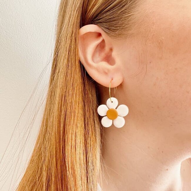 SageClayCo Daisy Hoops