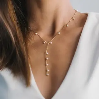 Lover’s Tempo Dot Lariat Pearl Necklace