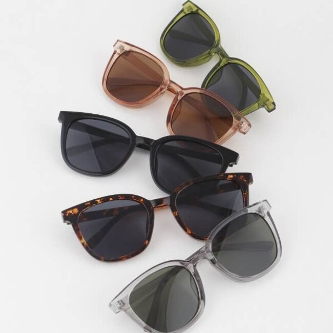 Classic Square Sunglasses (more colours)