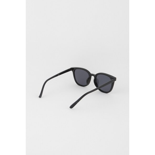 Classic Square Sunglasses (more colours)