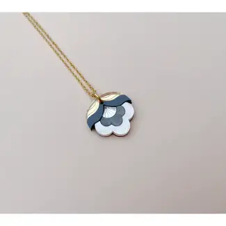 Rosa Pietsch Anna Retro Flower Mini Pendant: Metallic