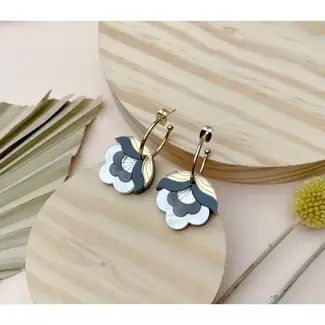 Rosa Pietsch Anna Retro Flower Hoop Earrings: Metallic