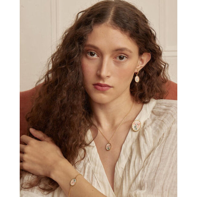 Fable England Framed Roses Necklace