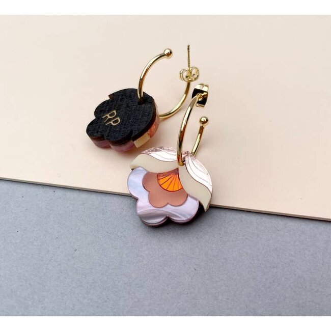 Rosa Pietsch Anna Retro Flower Hoop Earrings: Pink Sky