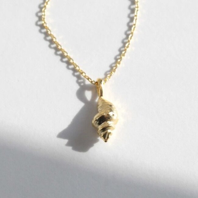 Shirleybird Sea Shell Necklace (more colours)