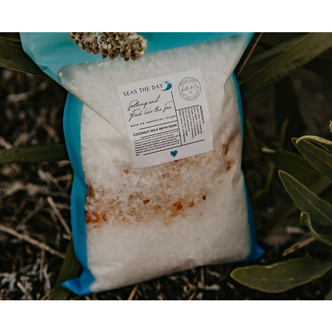 Kalli & Co Seas The Day Coconut Milk Bath Soak
