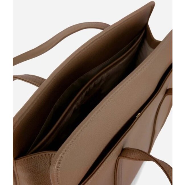 Matt & Nat Lusik Grain Tote Bag in Toffee