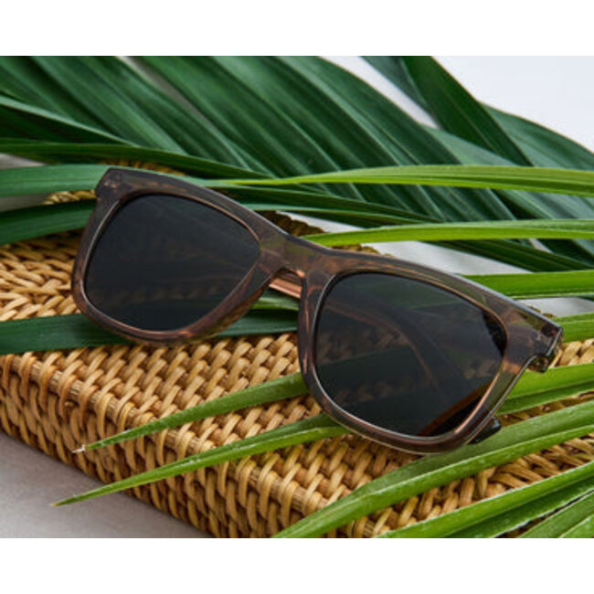 Peepers Harbor Reading Sunglasses (more colours)