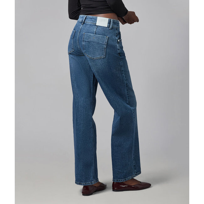 Lola jeans Miro Mid Rise Comfort Straight Jeans - 31" Inseam