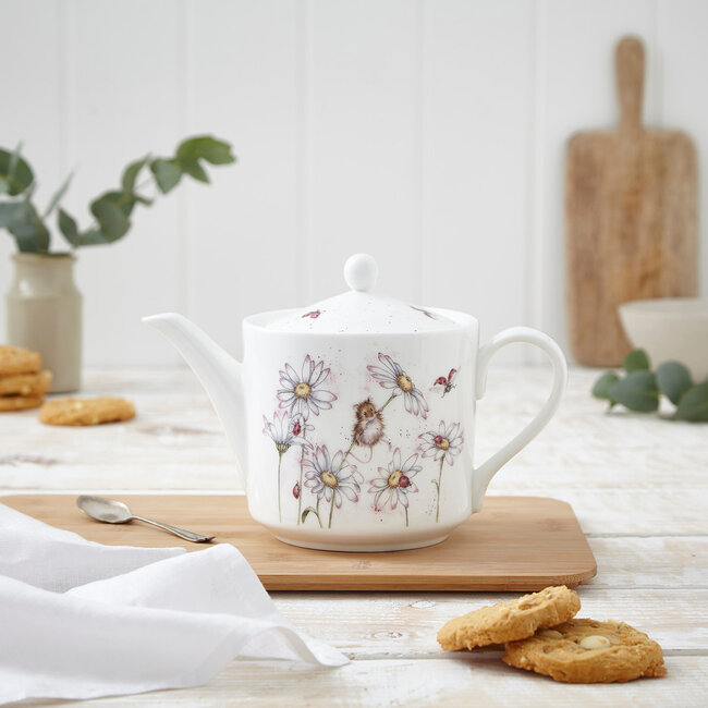 Wrendale 'OOPS A DAISY' Mouse Teapot - 2 Pint