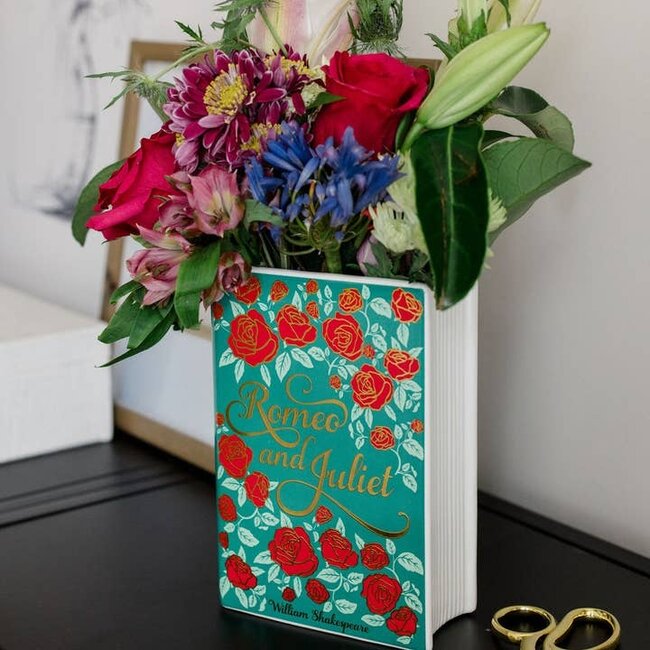 Large Book Vase - Romeo and Juliet