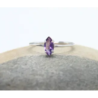 Heart + Lotus Amethyst Elipse Ring in Sterling Silver - Clarity + Intuition