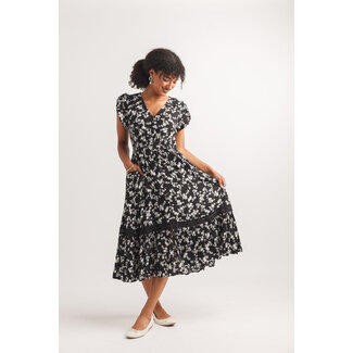 Papillon Floral Short Sleeve Midi Dress With Elastic Waist In Black