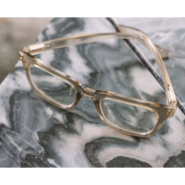 Peepers Readers Cavern