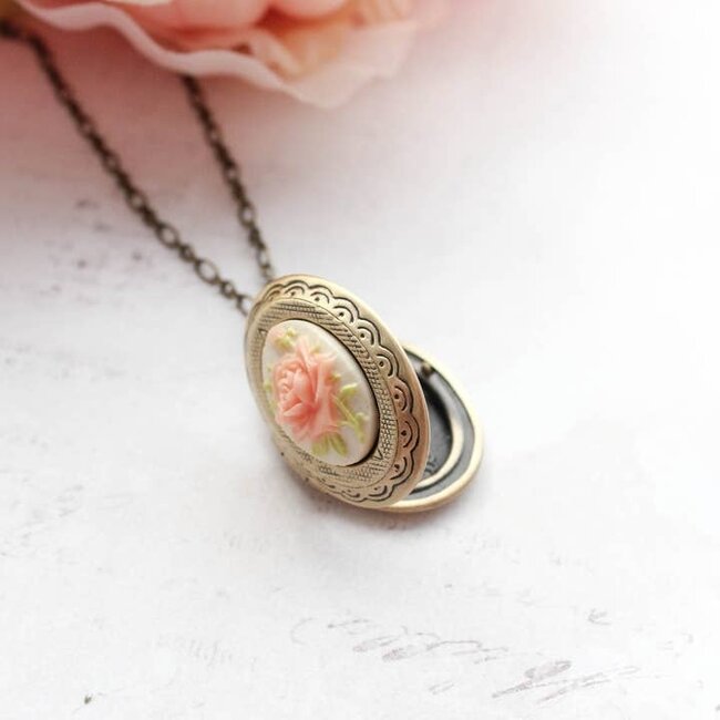 A Pocket of Posies Cameo Photo Locket Necklace - Peach Rose