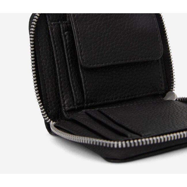 Matt & Nat Rue - Grain Wallet in Black