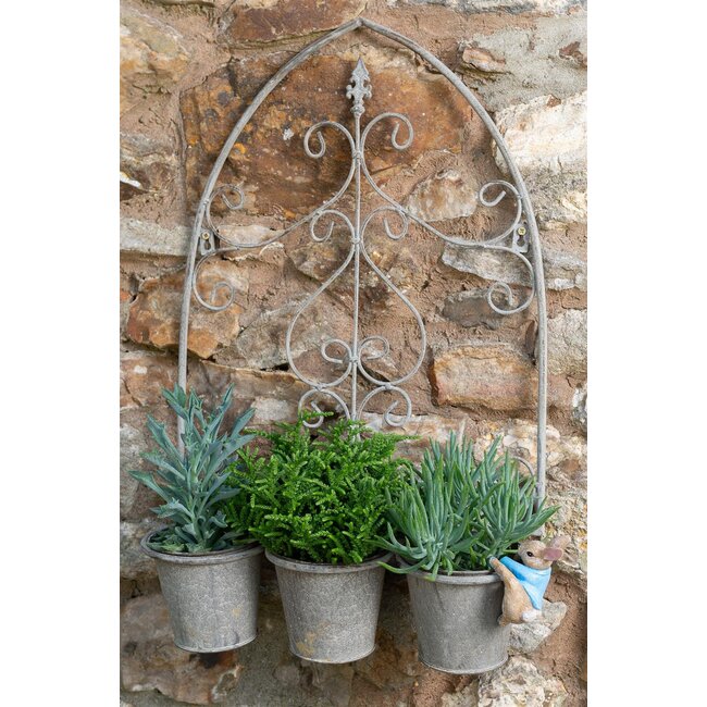 Plant Pot Hanger - Peter Rabbit Climbing