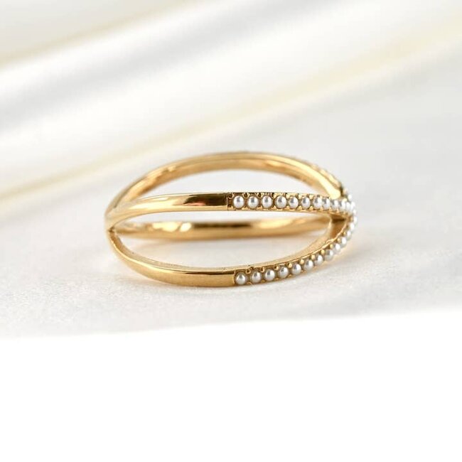 Gold Pearl Criss Cross Ring - Waterproof