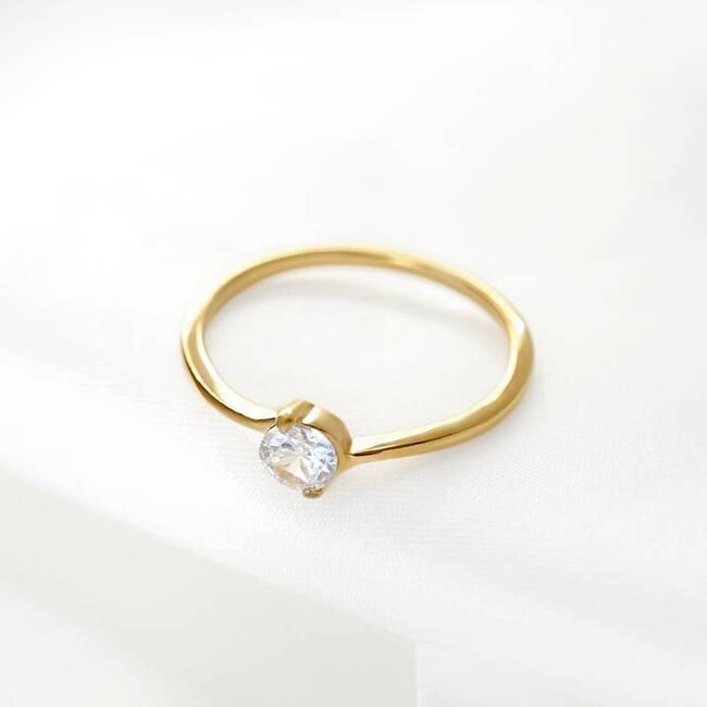 Gold Cubic Zirconia Solitaire Ring - Waterproof