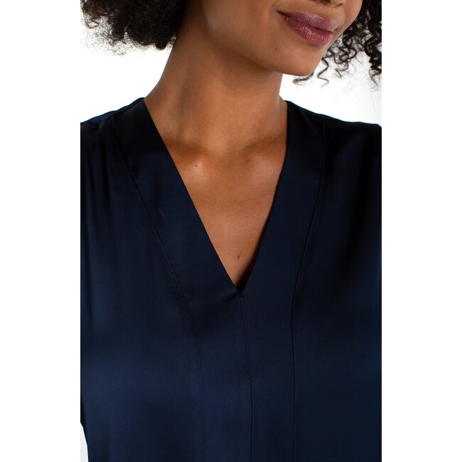 Liverpool Los Angeles Sleeveless V-Neck Woven Top In Dark Navy