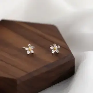 Sterling Silver Tiny Small Daisy Flower Stud Earrings