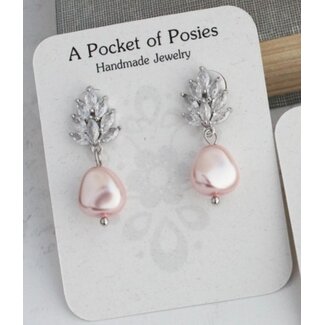 A Pocket of Posies Glass Leaf Post Earrings - Pearl Drop Pale Pink/Baroque Pearl