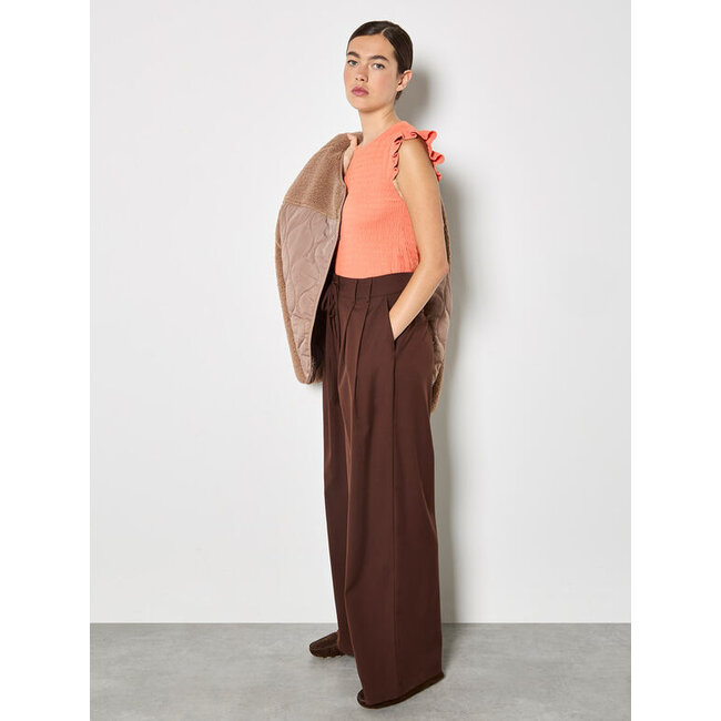 Apricot Textured Jersey Ruffle Sleeve Tee in Coral
