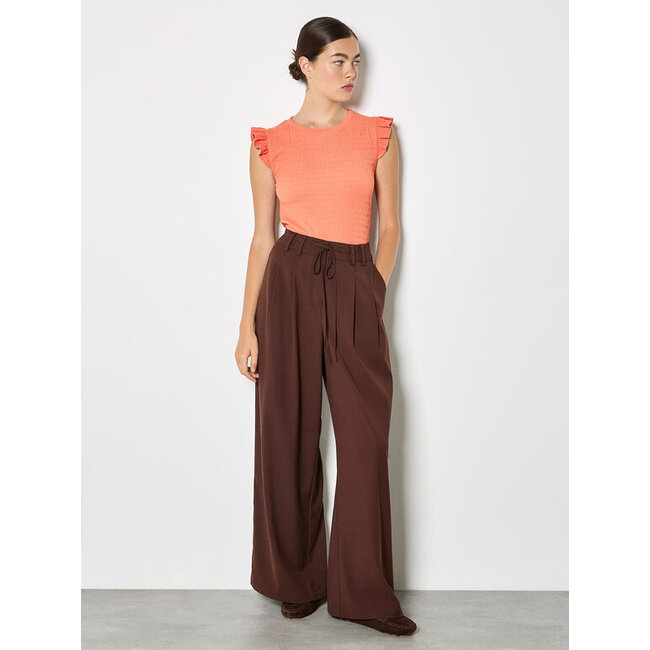 Apricot Textured Jersey Ruffle Sleeve Tee in Coral