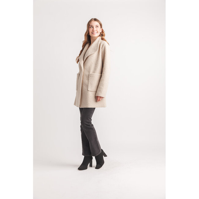 Papillon Boucle Lapel Coat With Pockets (more colours)